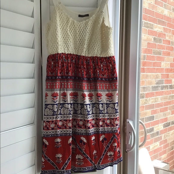 Brand new dress never worn - Picture 5 of 16